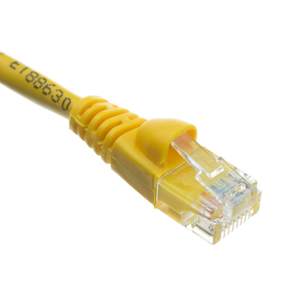 CableWholesale Cat5e Ethernet Cable, 24AWG, RJ45 Gold Plate Connector, ETL, 4 Pair Stranded Copper, Snagless Boot Unshielded Twisted Pair (UTP) Internet Network Patch Cable, 100 Foot, Yellow