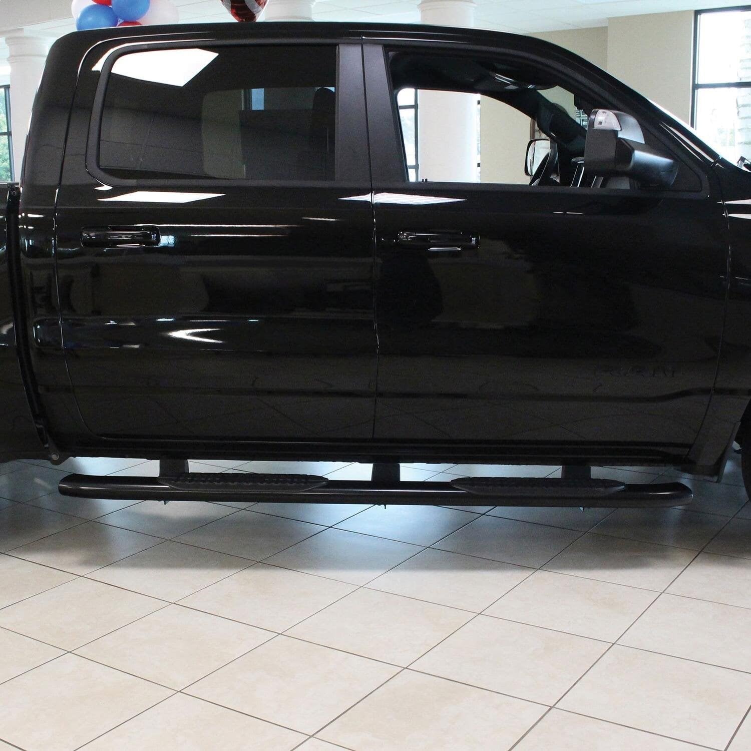 Westin 21-54085 PRO TRAXX 5 Oval Nerf Bars Black Pair